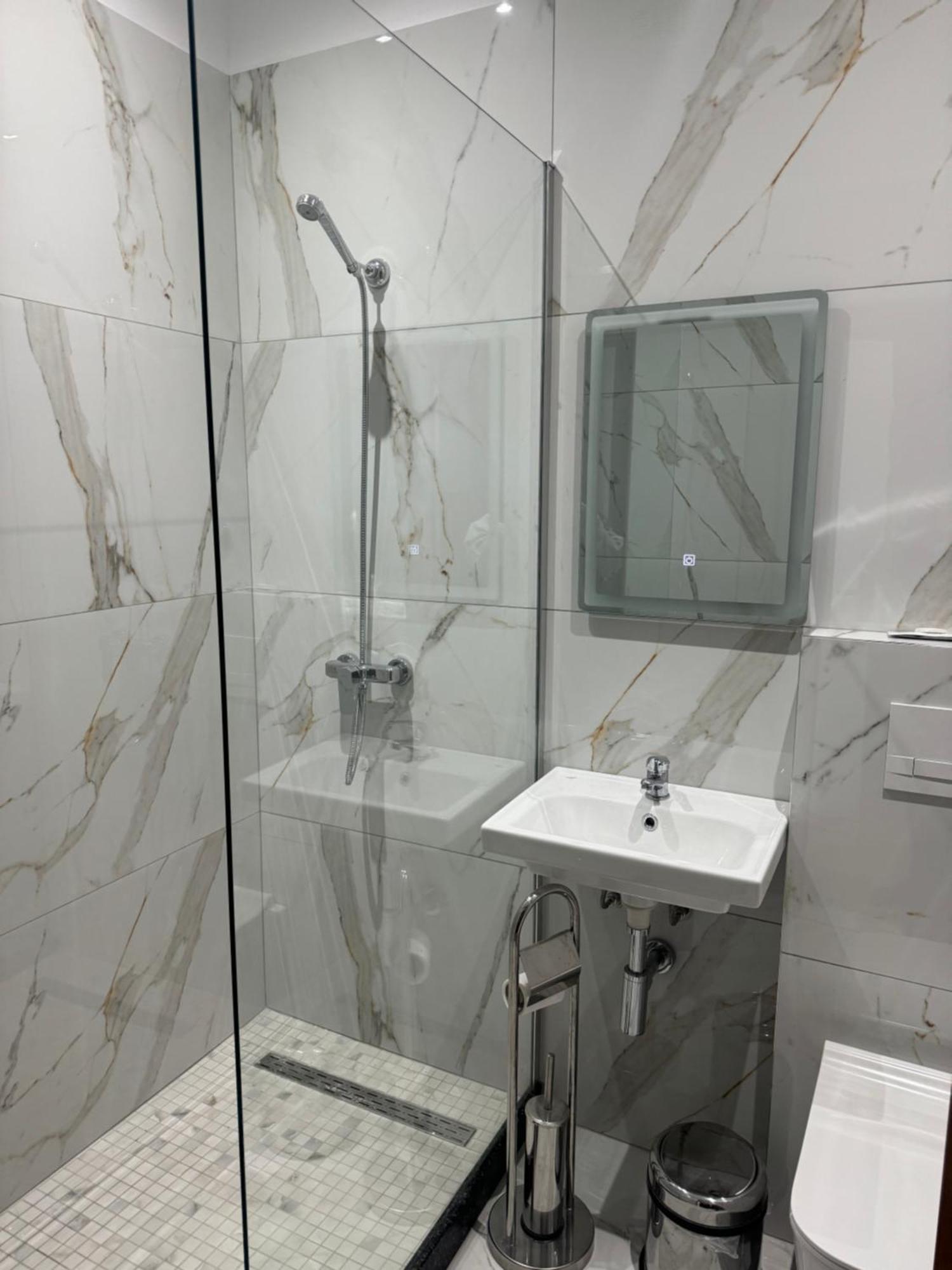 Hotel Kaloshi Mezez Экстерьер фото