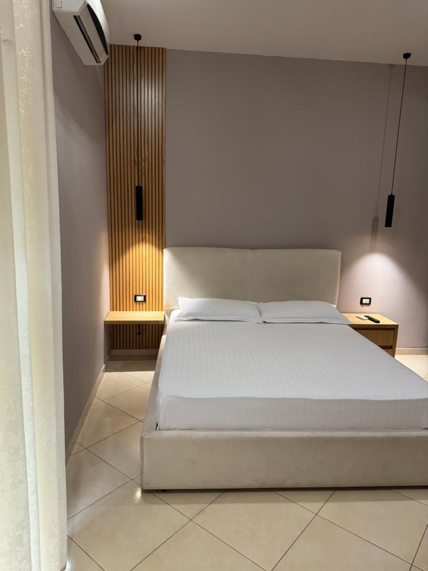 Hotel Kaloshi Mezez Экстерьер фото