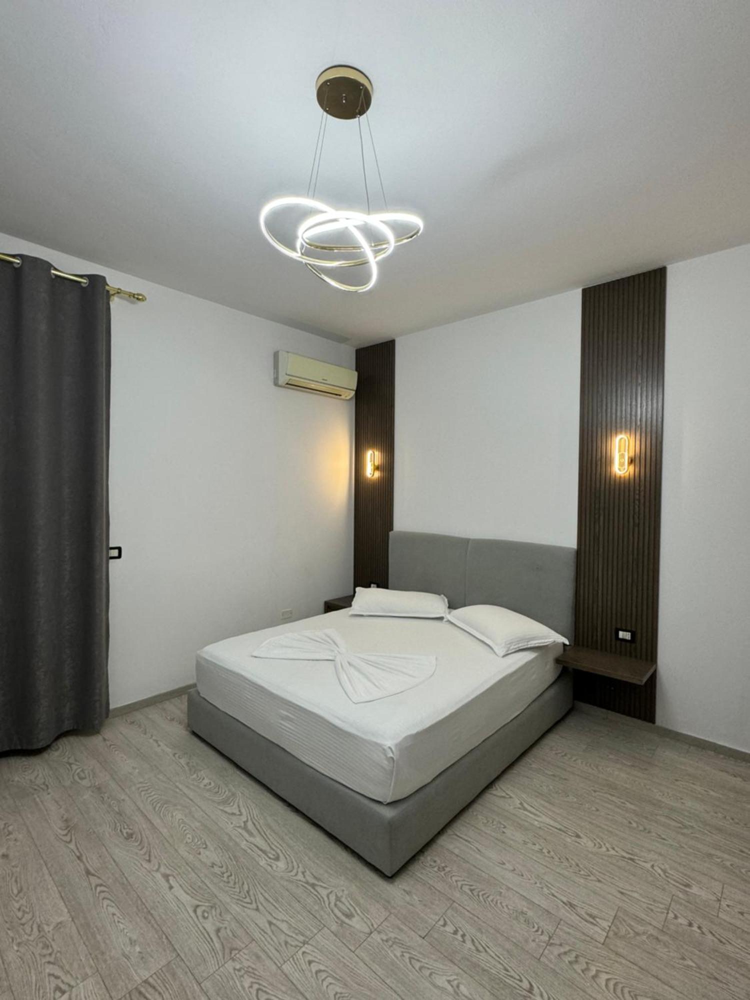 Hotel Kaloshi Mezez Экстерьер фото