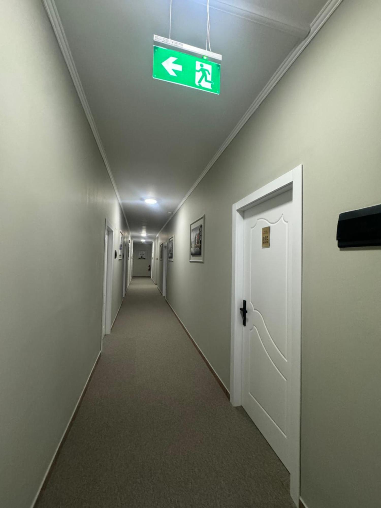 Hotel Kaloshi Mezez Экстерьер фото